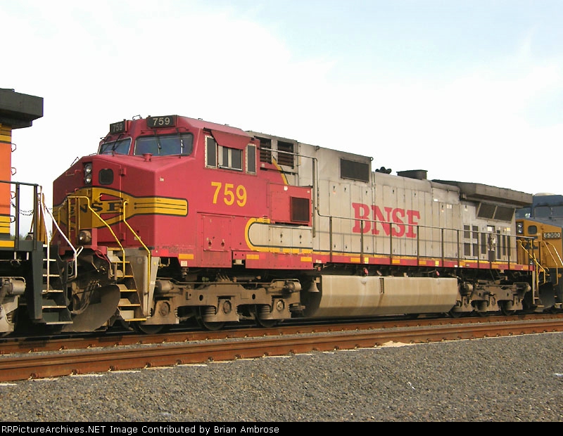 BNSF 759